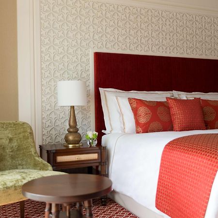 Al Najada Doha Hotel By Tivoli מראה חיצוני תמונה A bedroom at the Taj Mahal Palace