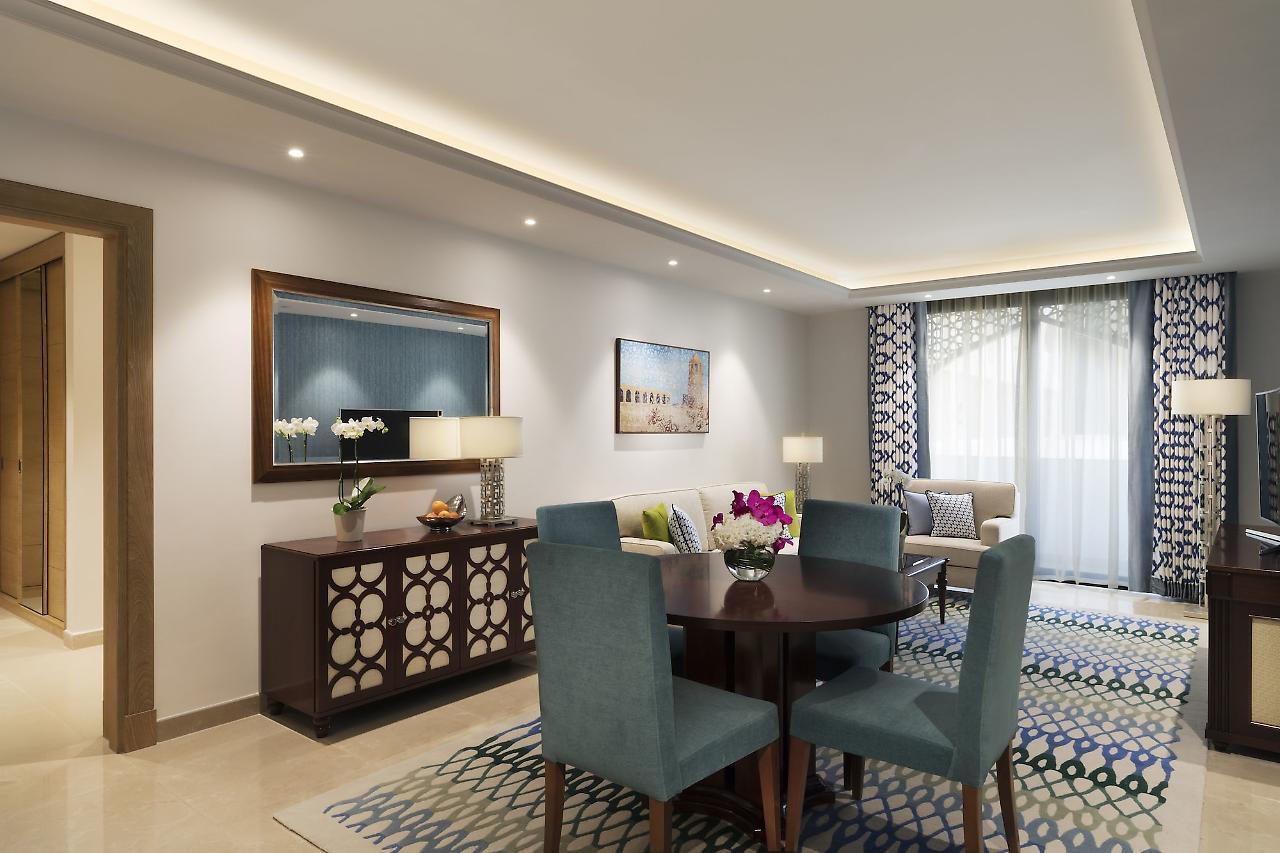 Al Najada Doha Hotel By Tivoli מראה חיצוני תמונה A dining room