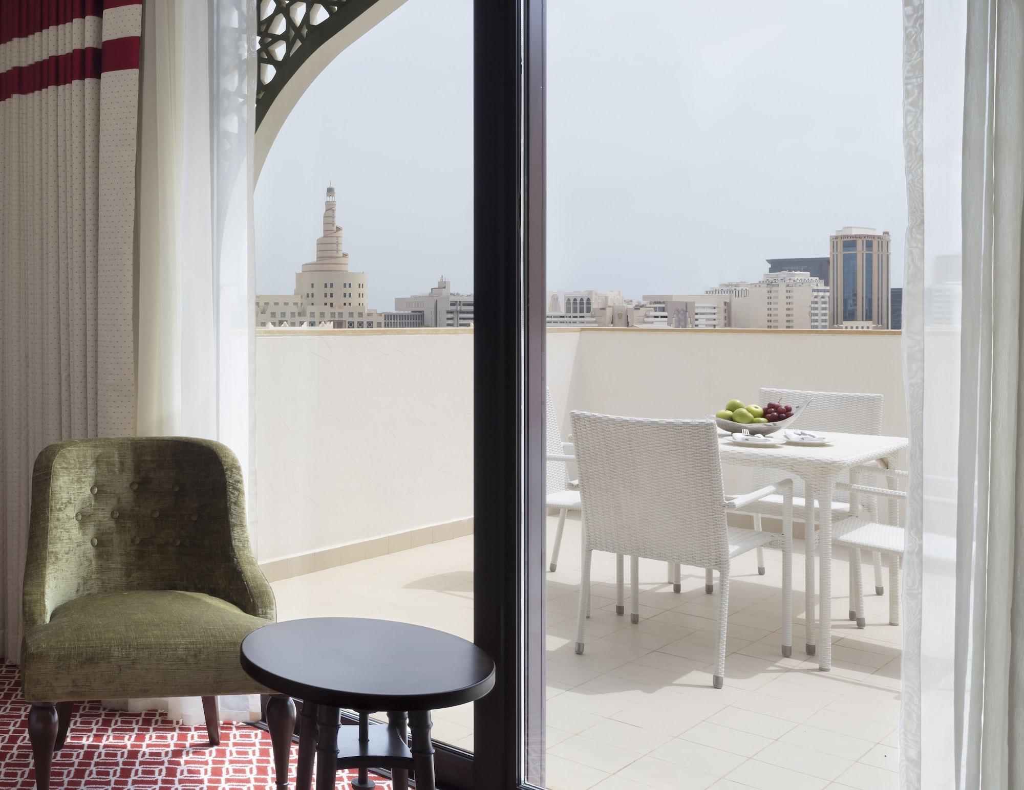 Al Najada Doha Hotel By Tivoli מראה חיצוני תמונה A view from a suite at the hotel