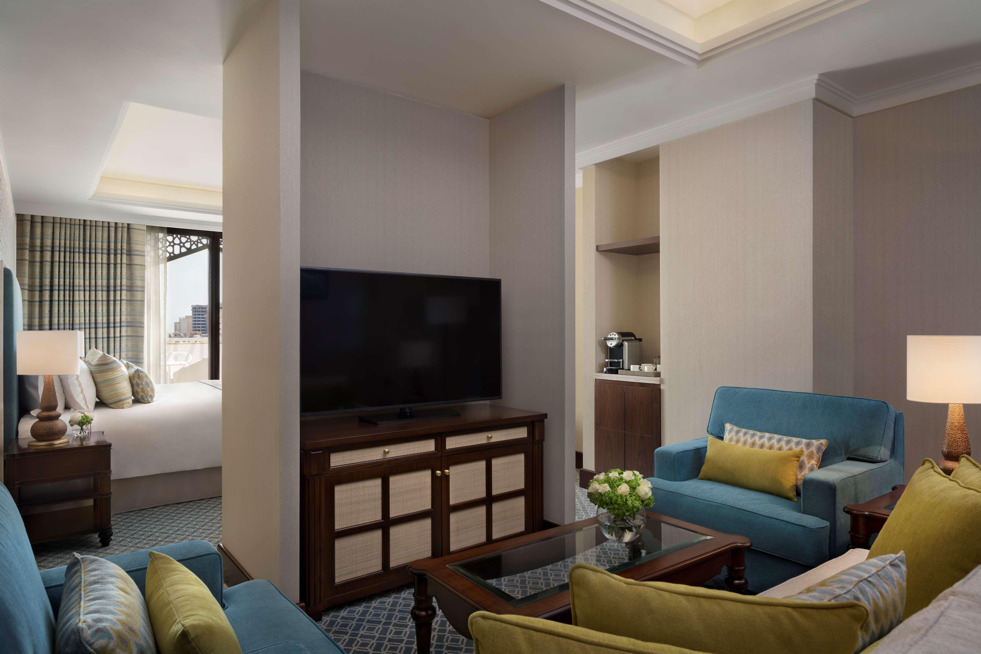 Al Najada Doha Hotel By Tivoli מראה חיצוני תמונה A suite at the hotel